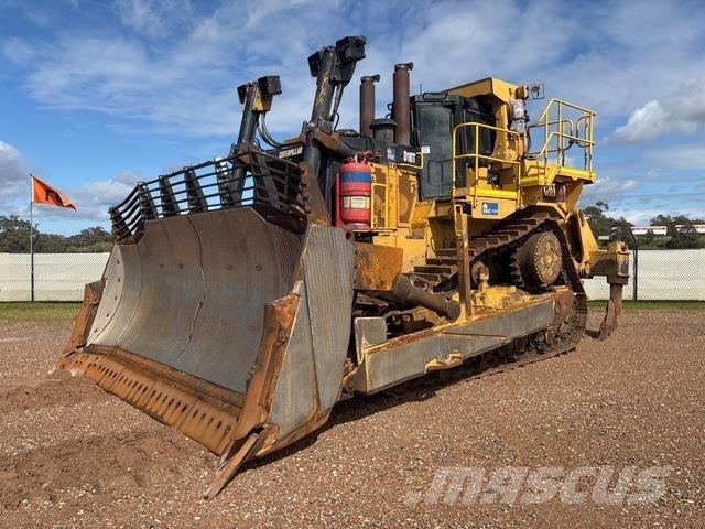 CAT D10T Гусеничные бульдозеры