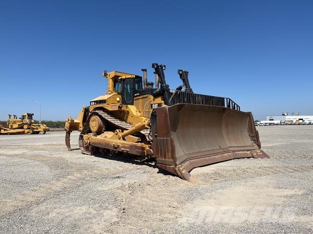 CAT D11R Гусеничные бульдозеры