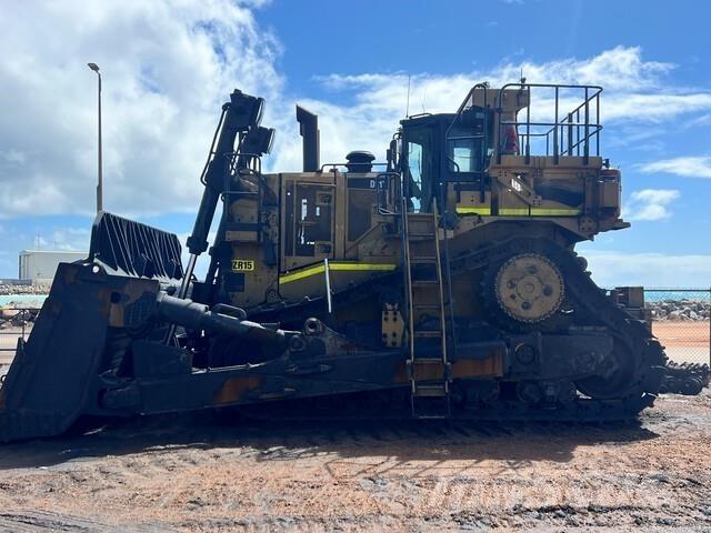 CAT D11T Гусеничные бульдозеры