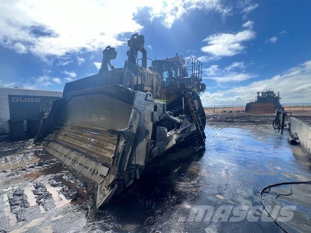CAT D11T Гусеничные бульдозеры