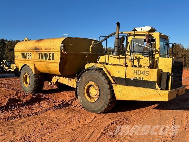 CAT D25D Поливочные машины
