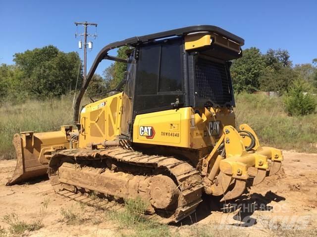 CAT D3 Гусеничные бульдозеры