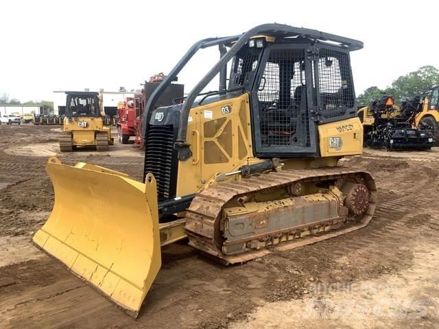 CAT D3 Гусеничные бульдозеры
