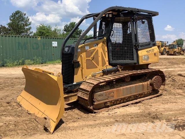 CAT D3 Гусеничные бульдозеры