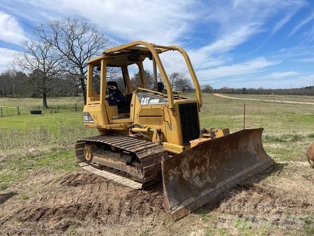 CAT D3G LGP Гусеничные бульдозеры