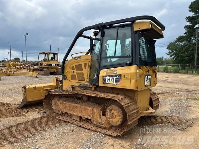 CAT D3K2 LGP Гусеничные бульдозеры