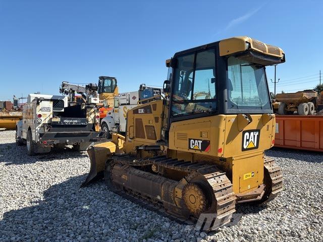 CAT D3K2 XL Гусеничные бульдозеры