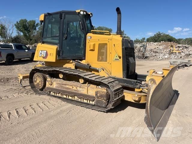 CAT D4 Гусеничные бульдозеры
