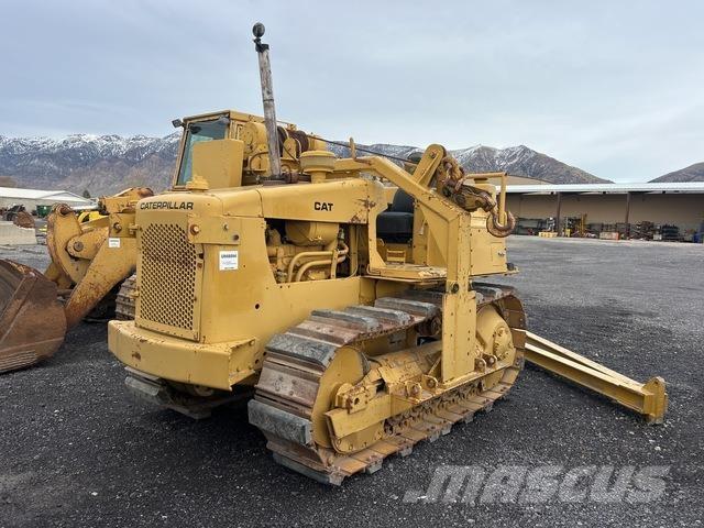 CAT D4E Трубоукладчики