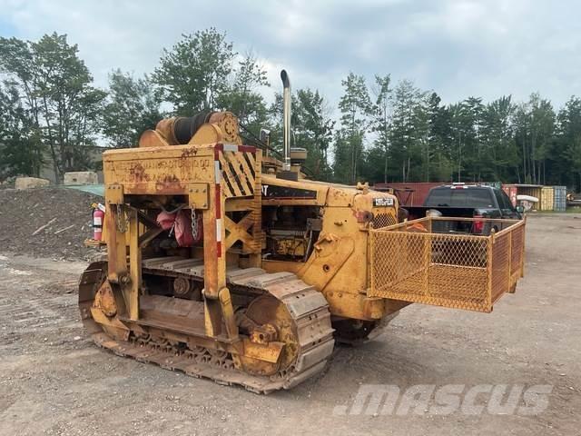 CAT D4E 20 Трубоукладчики