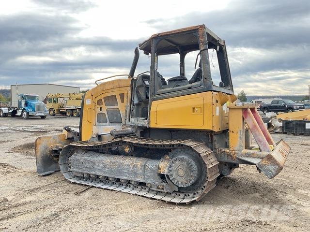 CAT D4K2 XL Гусеничные бульдозеры