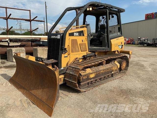 CAT D5K2 XL Гусеничные бульдозеры