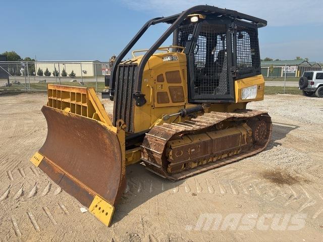 CAT D5K2 XL Гусеничные бульдозеры