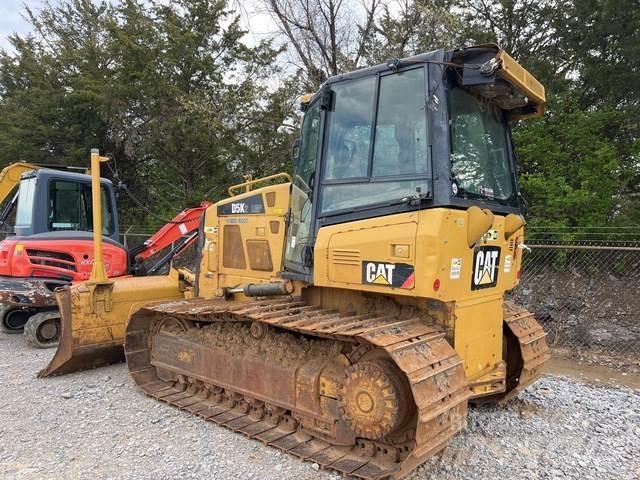 CAT D5K2LGP Гусеничные бульдозеры