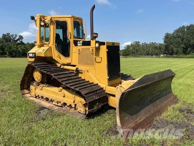 CAT D5M LGP Гусеничные бульдозеры