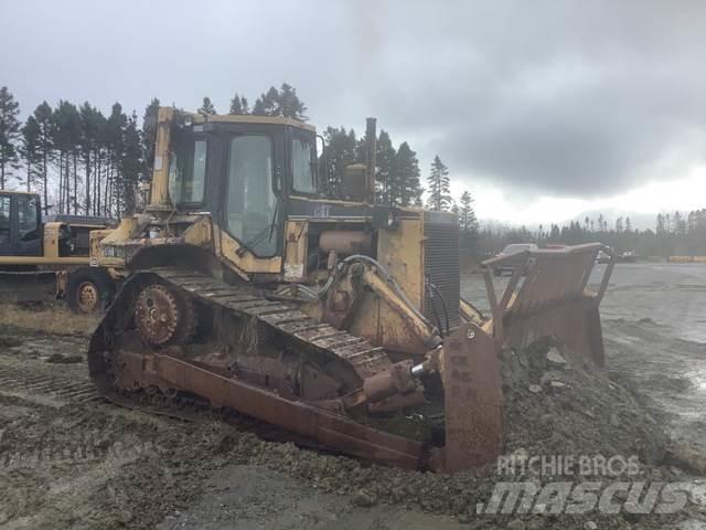 CAT D6 Гусеничные бульдозеры