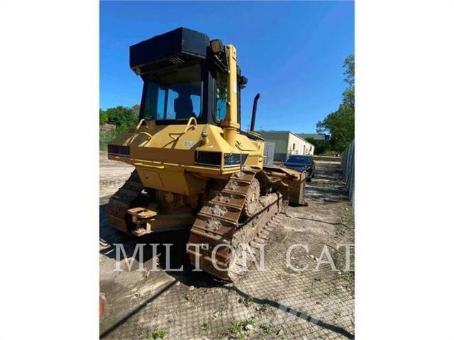 CAT D6M XL Гусеничные бульдозеры