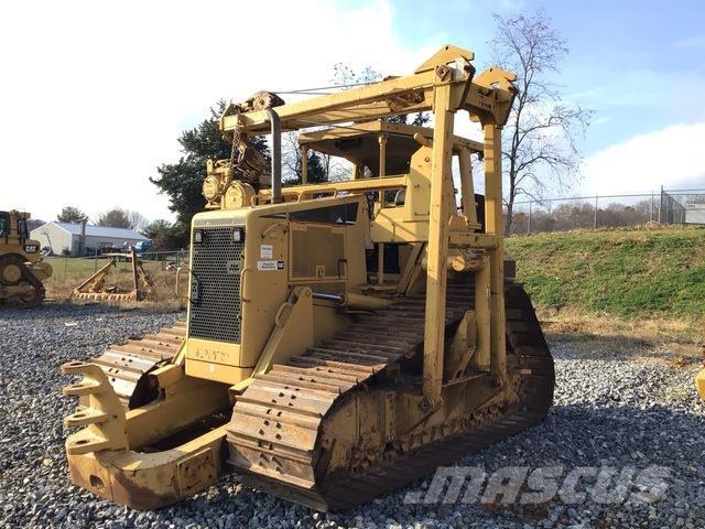 CAT D6N Трубоукладчики