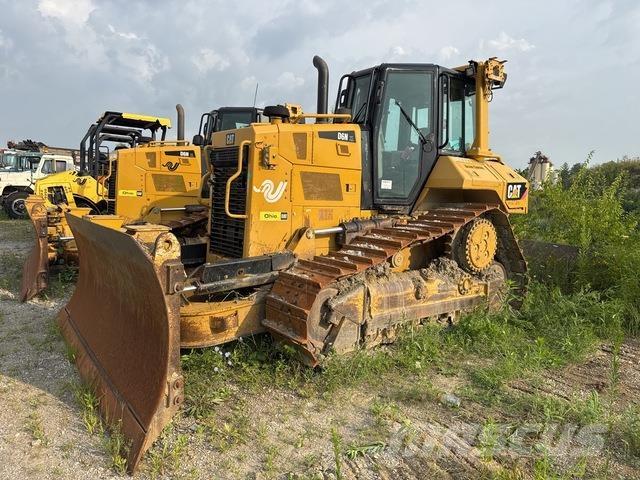 CAT D6N XL Гусеничные бульдозеры
