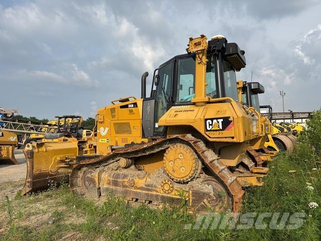 CAT D6N XL Гусеничные бульдозеры