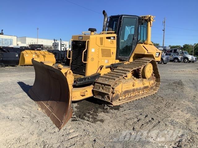 CAT D6N XL Гусеничные бульдозеры