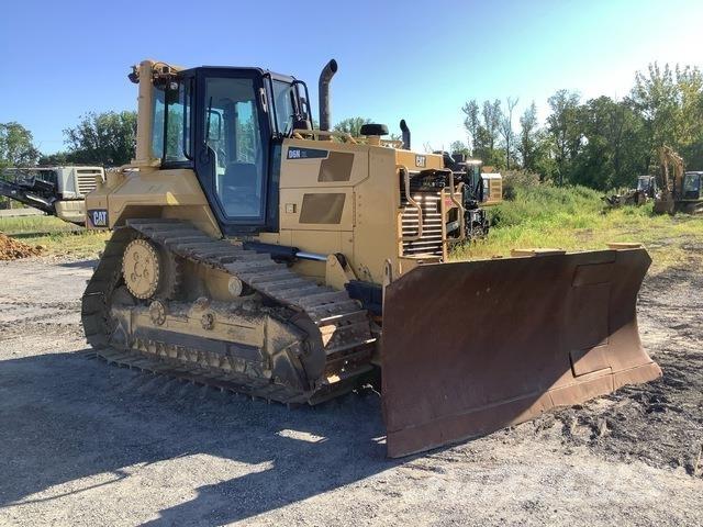 CAT D6N XL Гусеничные бульдозеры
