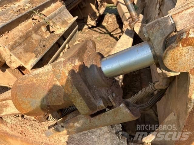 CAT D6T Гусеничные бульдозеры