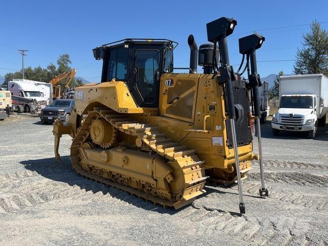 CAT D7 Гусеничные бульдозеры