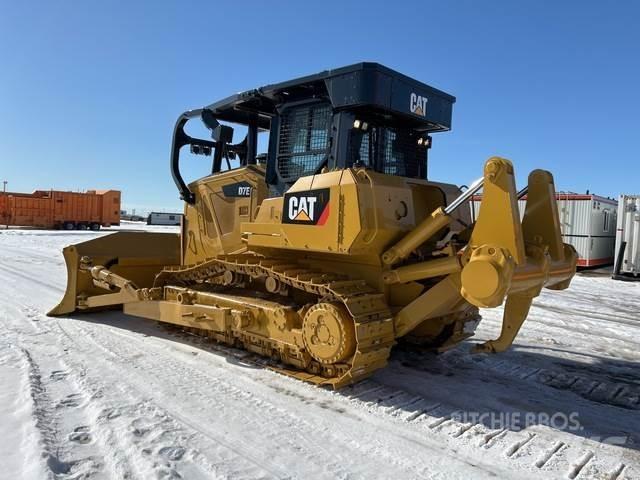 CAT D7E Гусеничные бульдозеры