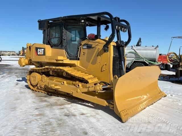 CAT D7E Гусеничные бульдозеры
