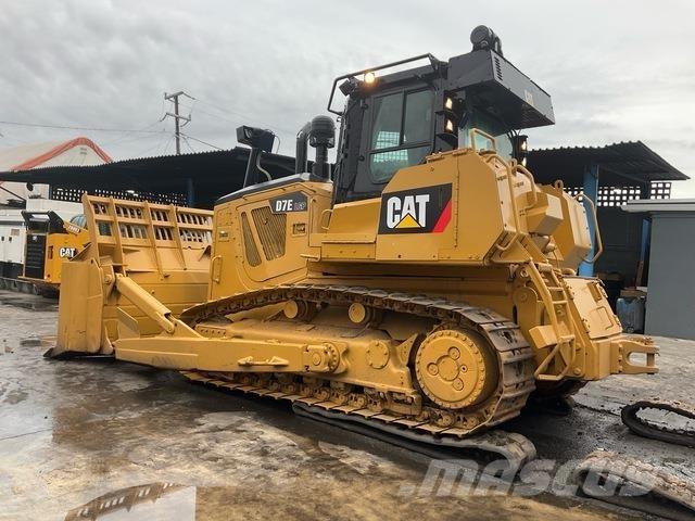 CAT D7E LGP Гусеничные бульдозеры