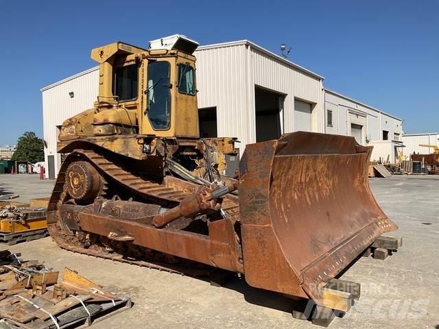 CAT D8L Гусеничные бульдозеры