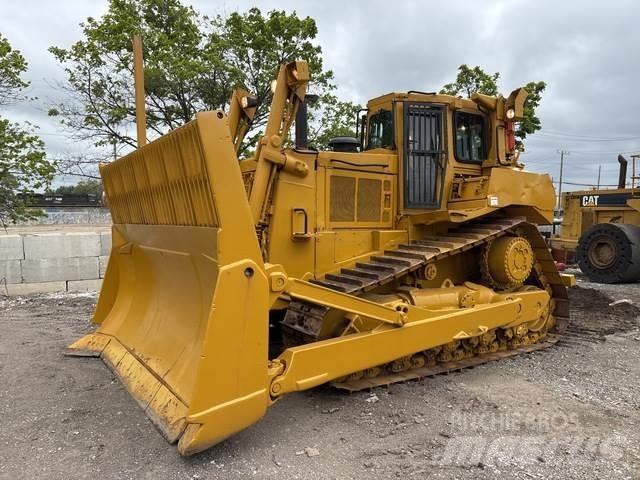 CAT D8N Гусеничные бульдозеры