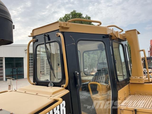CAT D8R Гусеничные бульдозеры