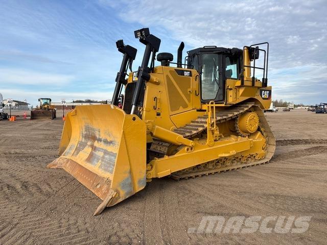 CAT D8T Гусеничные бульдозеры