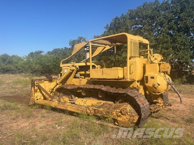 CAT D9G Гусеничные бульдозеры