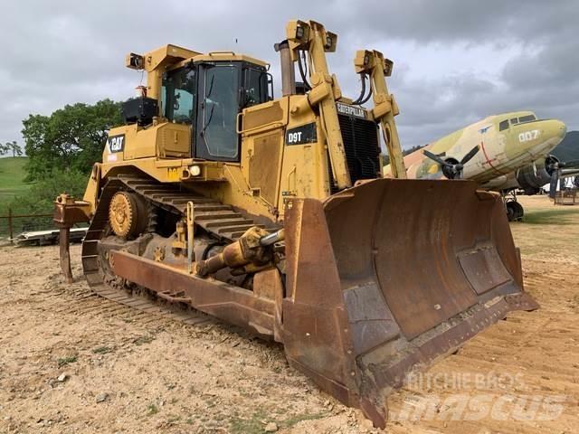 CAT D9T Гусеничные бульдозеры