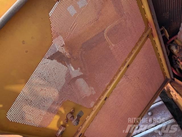 CAT D9T Гусеничные бульдозеры