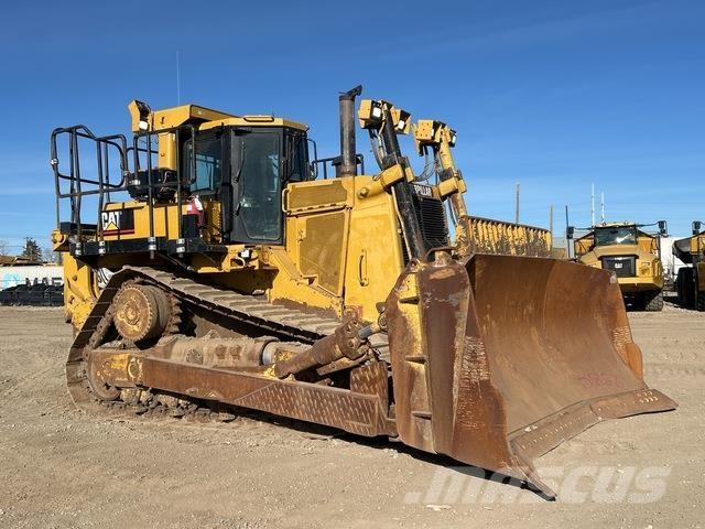 CAT D9T Гусеничные бульдозеры