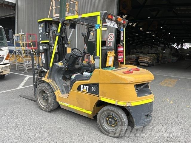 CAT DP30 Другие складские механизмы