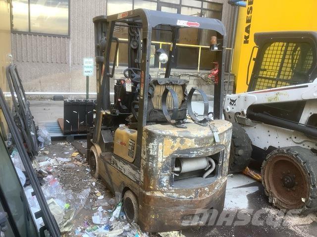 CAT GC18K Другие складские механизмы