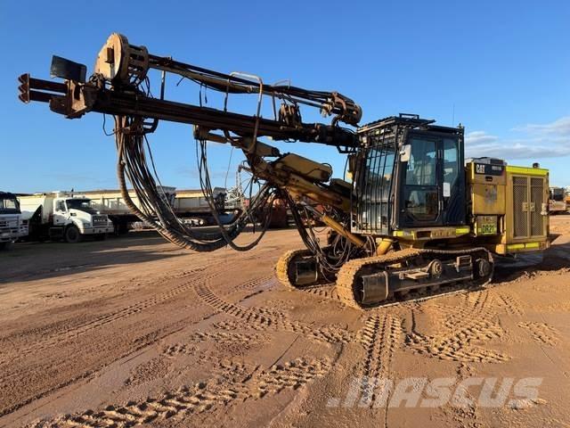 CAT MD5150 Буровые вышки