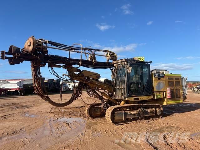 CAT MD5150C Буровые вышки
