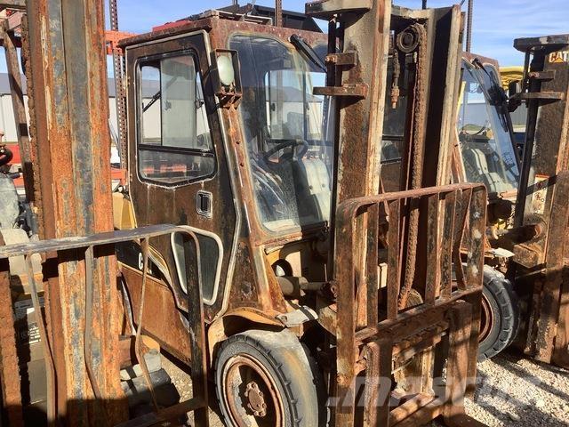 CAT MH GP30N Другие складские механизмы