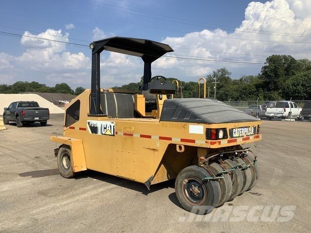 CAT PS-150C Пневматические катки