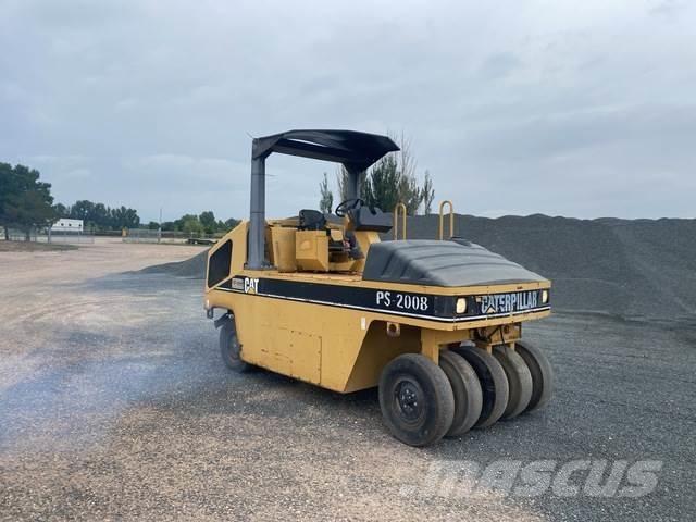 CAT PS-200B Пневматические катки