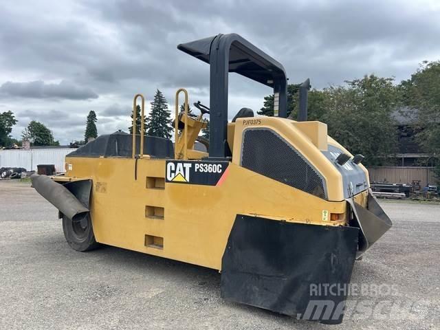 CAT PS-360C Пневматические катки