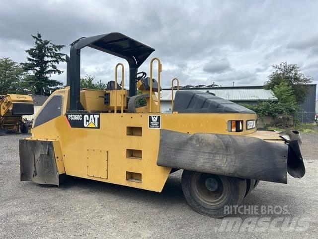 CAT PS-360C Пневматические катки