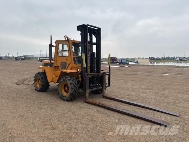 CAT R80 Внедорожные погрузчики