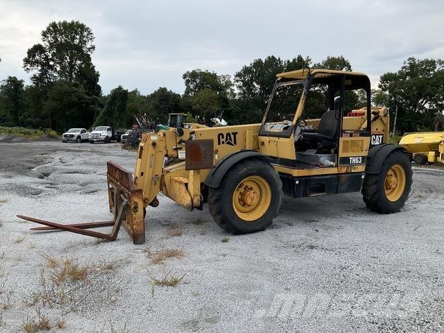 CAT TH63 Телескопические погрузчики
